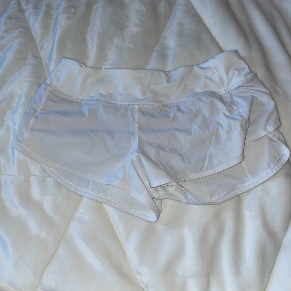WHITE LULULEMON SHORTS